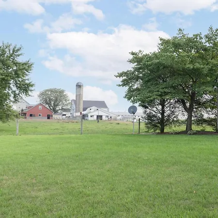 Meadowview Cottage Bird-in-Hand Exterior photo